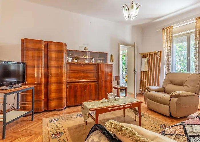 - Blue Gate Manor * Ližnjan