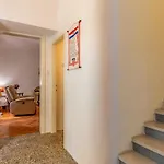 - Blue Gate Manor Vakantiehuis Ližnjan