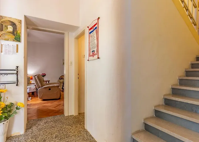 - Blue Gate Manor Holiday home Liznjan