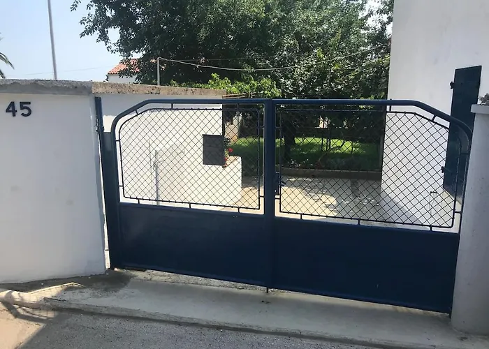 Holiday home - Blue Gate Manor *